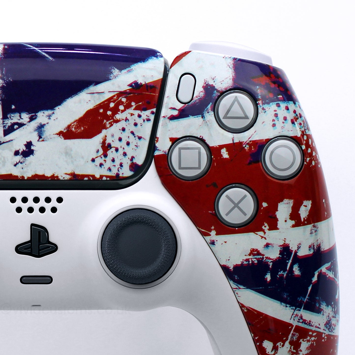 Custom Union Jack PS5 Controller with UK Flag Design. Right Side.